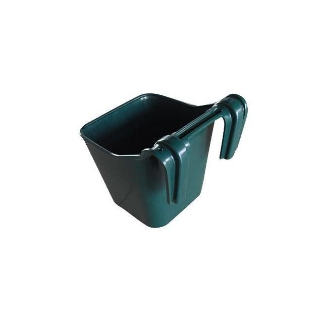 Master Rancher 12 Qt. Green Feed Bucket