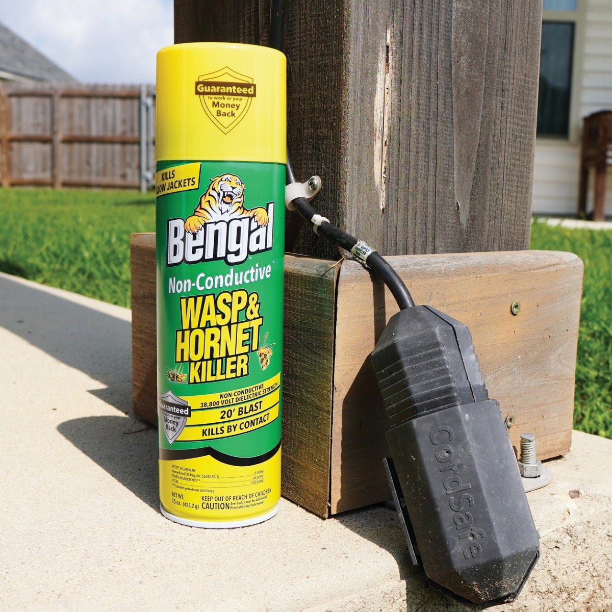 Bengal 15 Oz. Aerosol Spray Non-Conductive Wasp & Hornet Killer - photo 2 Bengal 15 Oz. Aerosol Spray Non-Conductive Wasp & Hornet Killer - photo 2