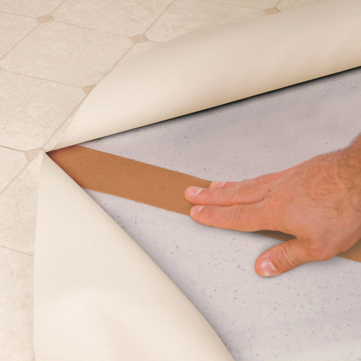Roberts Max Grip 1-7/8 In. W x 50 Ft. L Vinyl Floor Installation Tape - photo 3 Roberts Max Grip 1-7/8 In. W x 50 Ft. L Vinyl Floor Installation Tape - photo 3