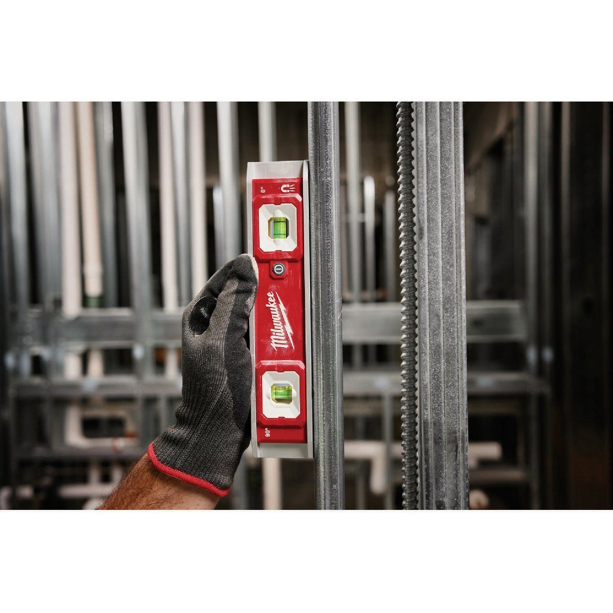 Milwaukee 9 In. Torpedo Level with Lighted Vials - photo 5 Milwaukee 9 In. Torpedo Level with Lighted Vials - photo 5