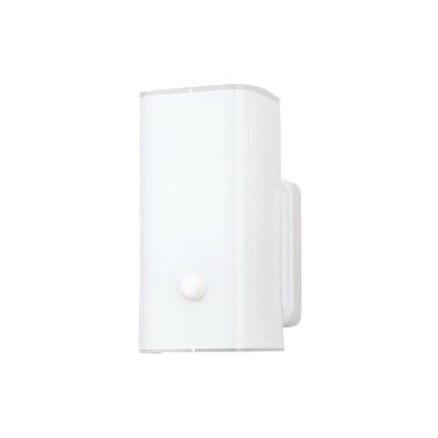 Westinghouse 1-Bulb White Wall Bracket Light Fixture