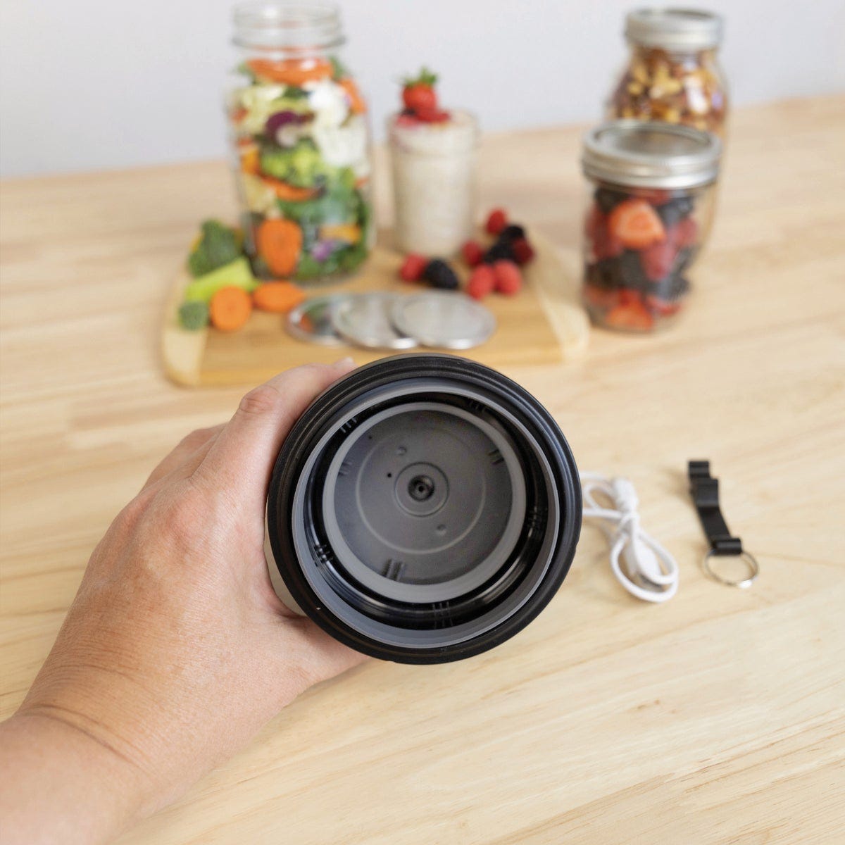 Nesco 2-In-1 Electric Mason Jar Vacuum Sealer - photo 6