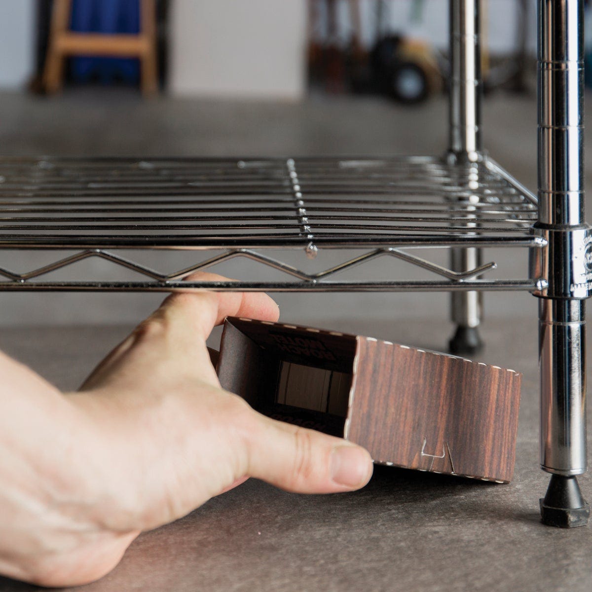 Black Flag Roach Motel Roach Bait & Glue Trap (2-Pack) - photo 4