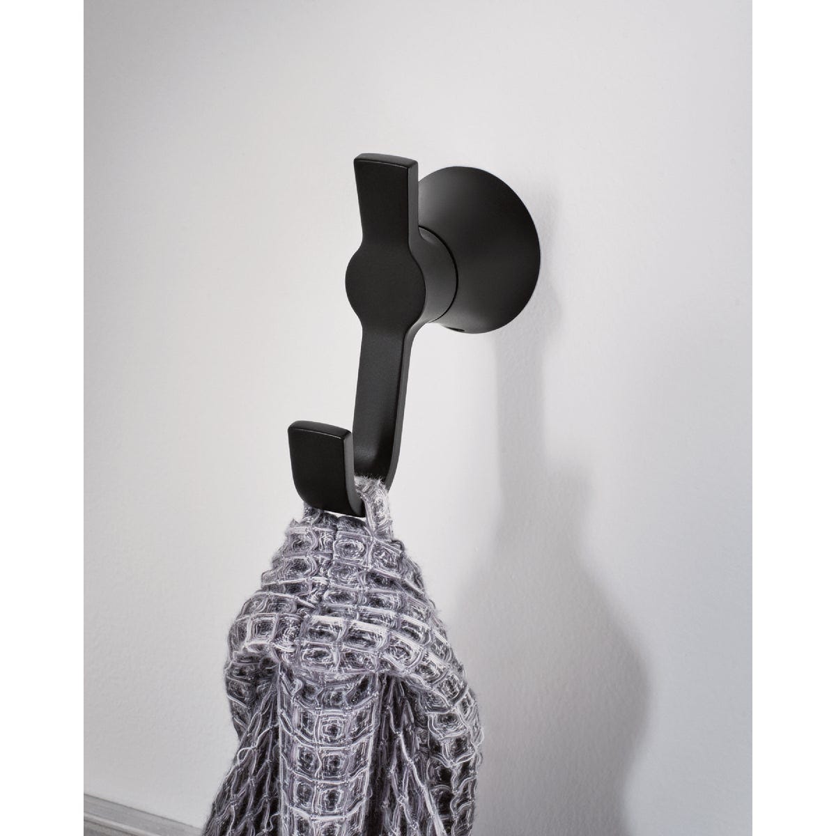 Moen Mikah Matte Black Single Robe Hook - photo 3