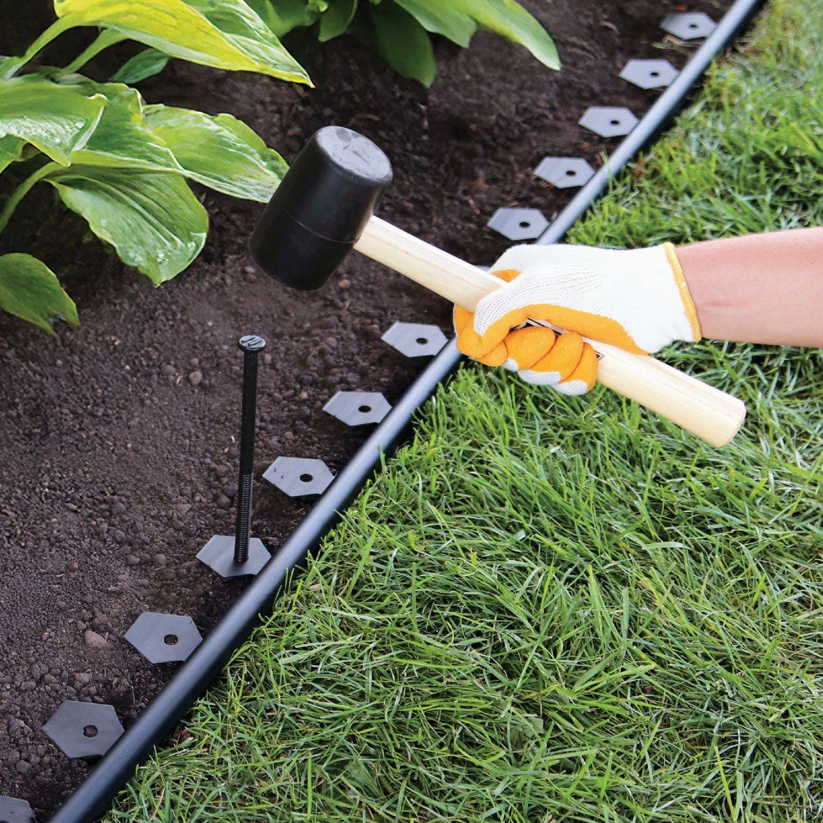Master Mark Dig-Free Classic 20 Ft. Black Plastic Lawn Edging Kit - photo 5