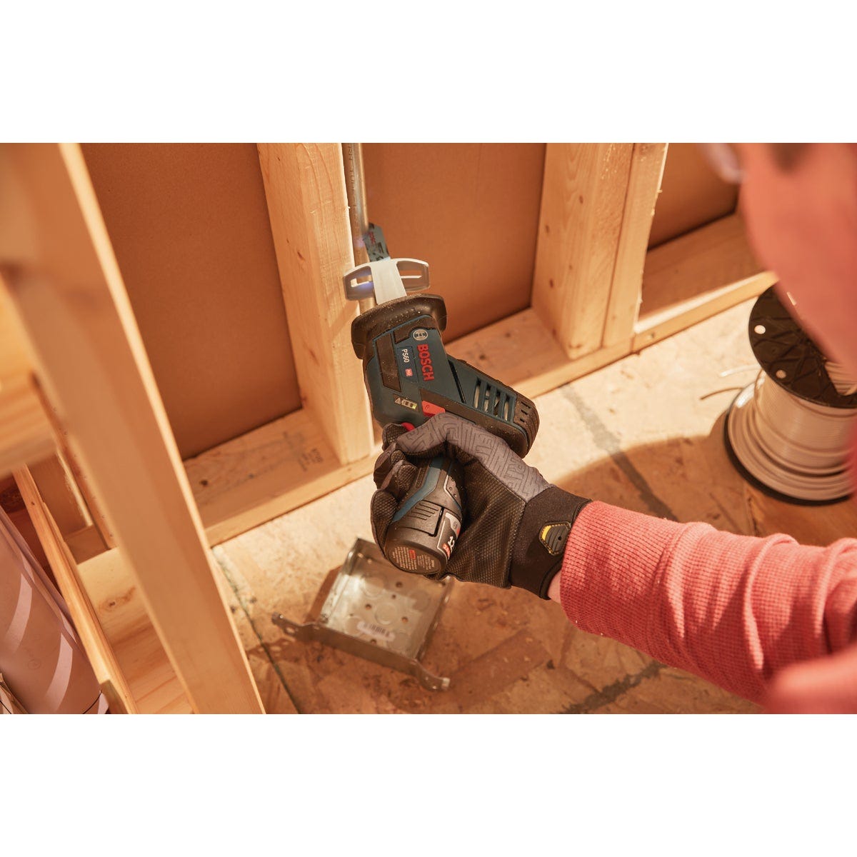 Bosch 12V Max Cordless Pocket Reciprocating Saw Kit with Battery & Charger - photo 5