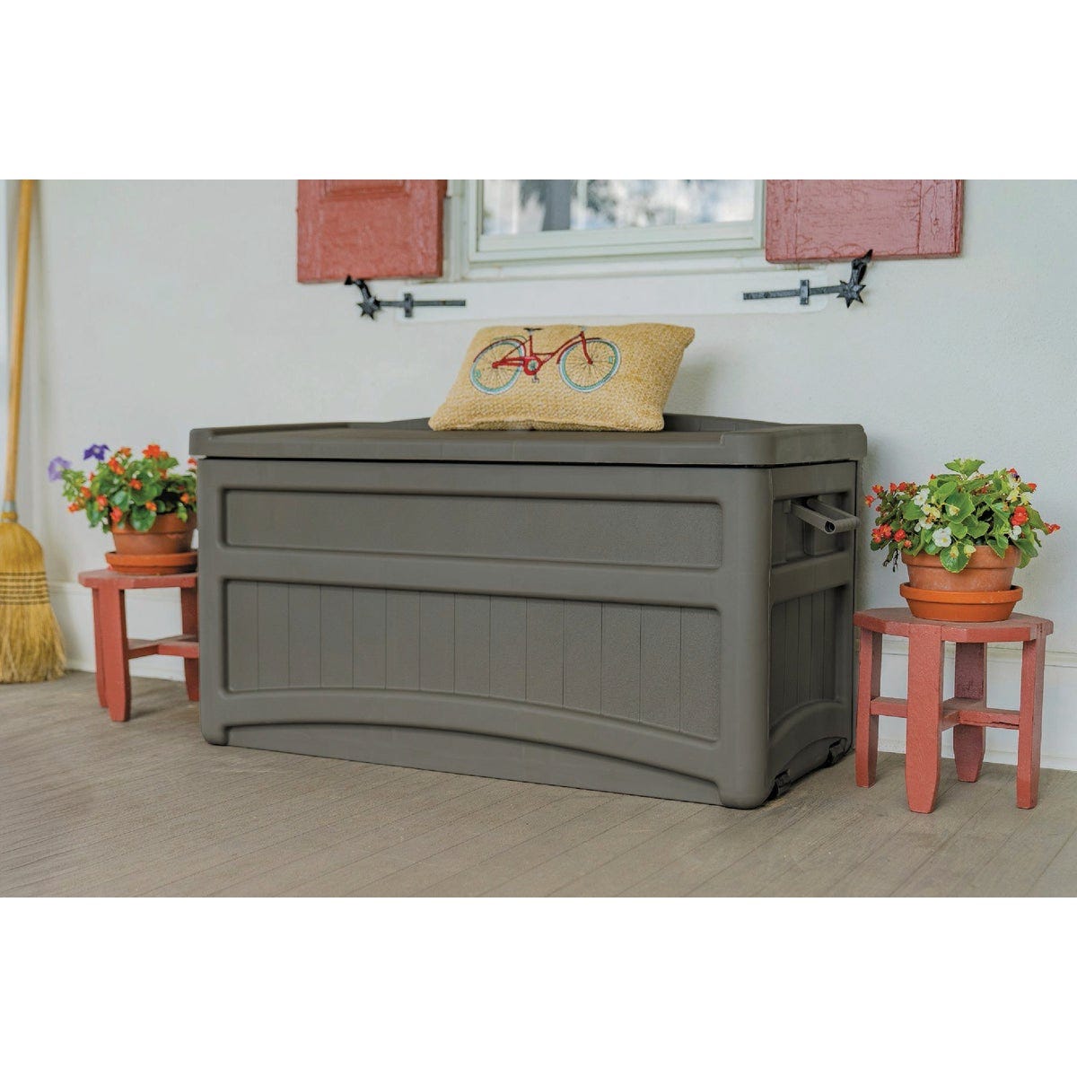Suncast 73 Gal. Stone Gray Medium Deck Box - photo 3 Suncast 73 Gal. Stone Gray Medium Deck Box - photo 3