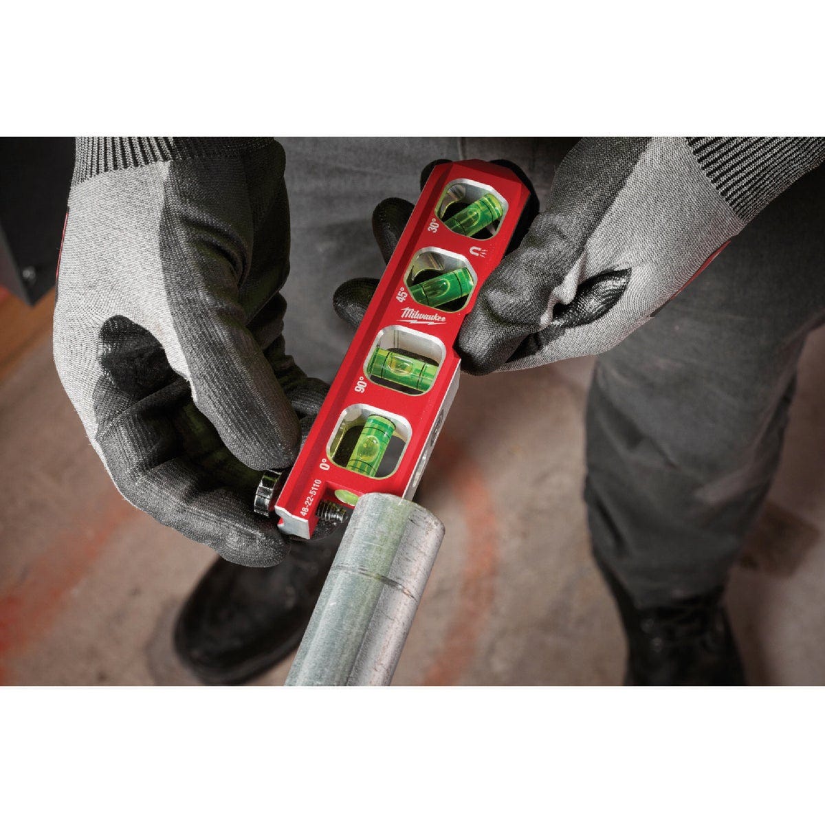 Milwaukee 6.5 In. Pipe Lock Billet Torpedo Level - photo 3 Milwaukee 6.5 In. Pipe Lock Billet Torpedo Level - photo 3