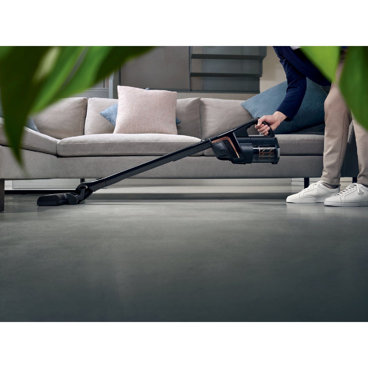 Miele Triflex HX1 Cat & Dog Cordless Stick Vacuum, Obsidian Black - photo 3