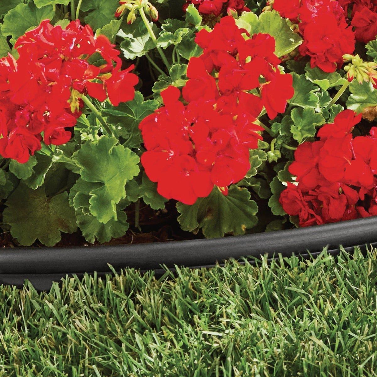 Master Mark Pro 5 In. x 20 Ft. Black Plastic Edging Kit with YardPack - photo 3 Master Mark Pro 5 In. x 20 Ft. Black Plastic Edging Kit with YardPack - photo 3