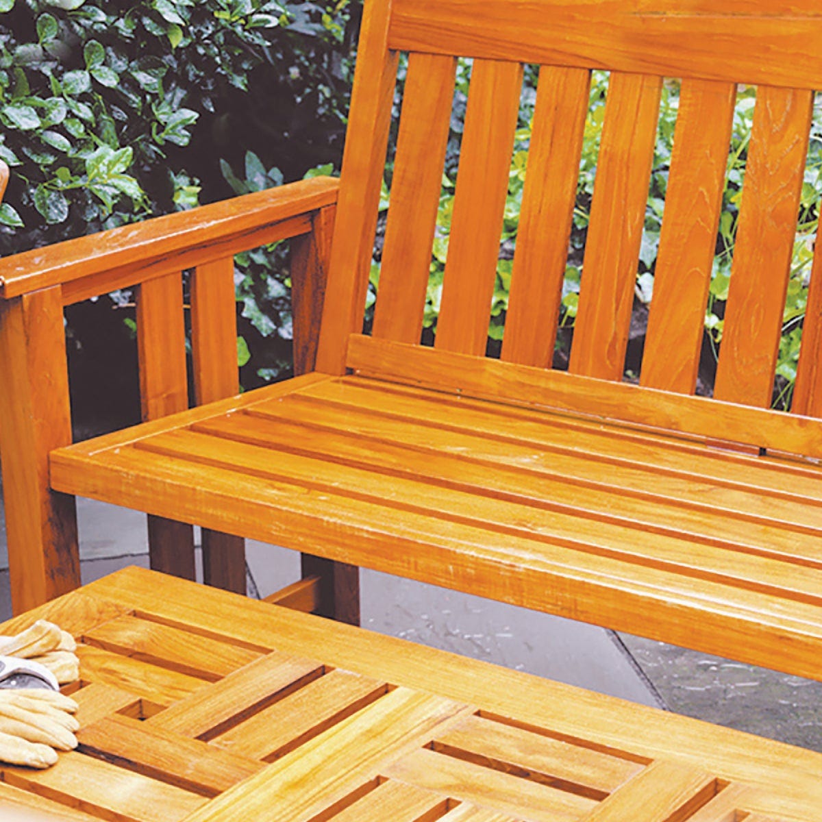 Varathane Gloss Outdoor Water Based Spar Urethane Spray, 11.25 Oz. - photo 3