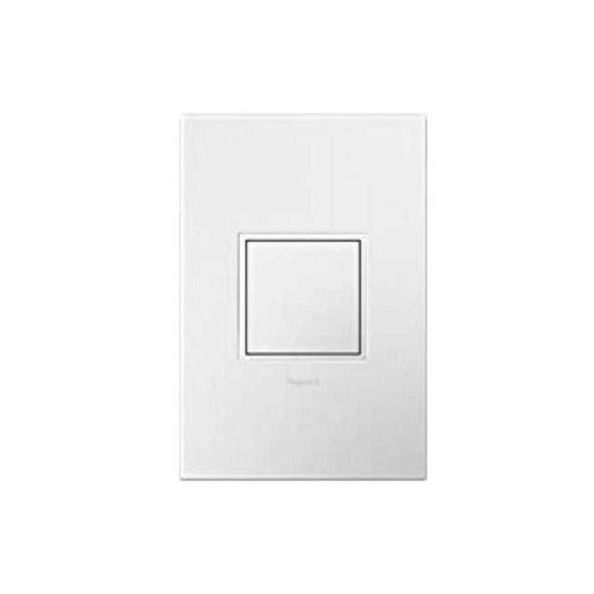 Legrand Pass & Seymour Adorne 1-Gang Pop Out Outlet, White