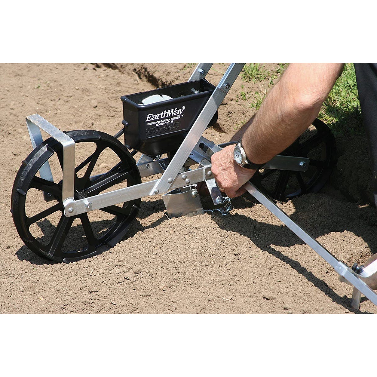 Earthway Precision Garden Seeder - photo 2 Earthway Precision Garden Seeder - photo 2