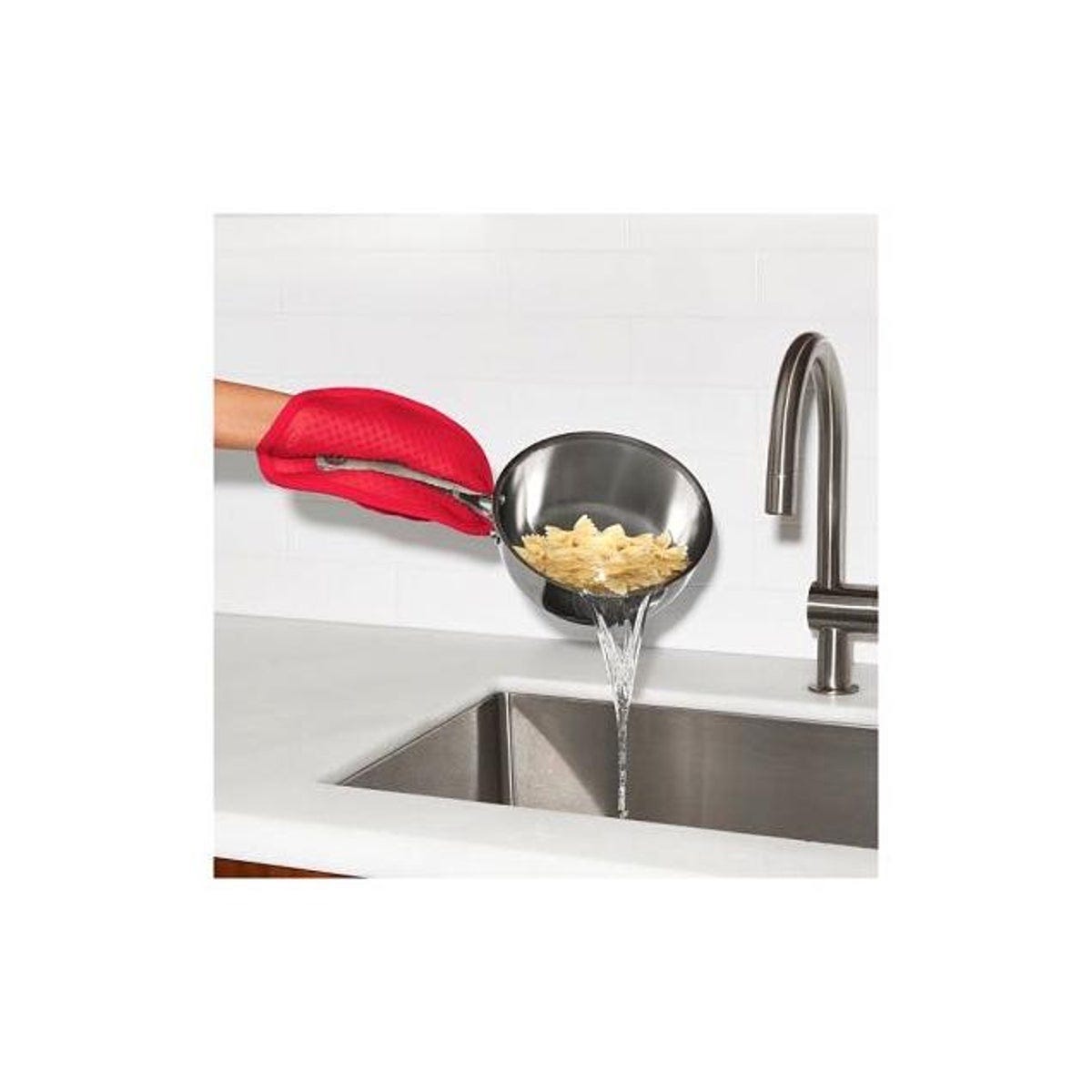 OXO Red Good Grips Silicone Pot Holder - photo 2 OXO Red Good Grips Silicone Pot Holder - photo 2