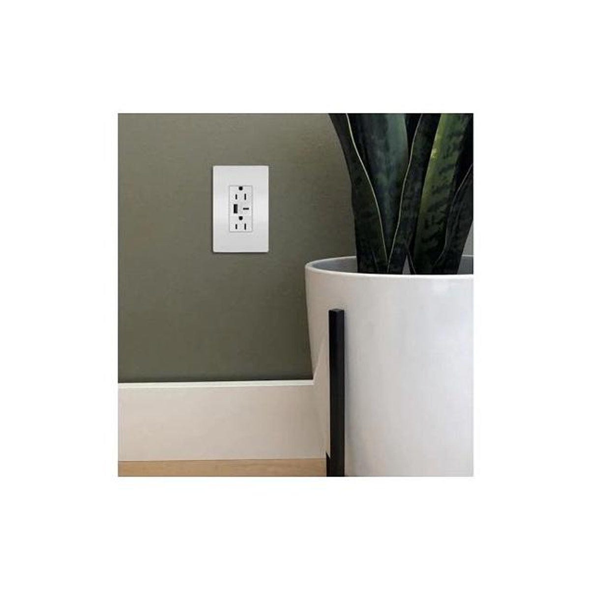 Legrand Pass & Seymour 15A 6A Type A/C USB In-Wall Charger Duplex Outlet, White - photo 3 Legrand Pass & Seymour 15A 6A Type A/C USB In-Wall Charger Duplex Outlet, White - photo 3