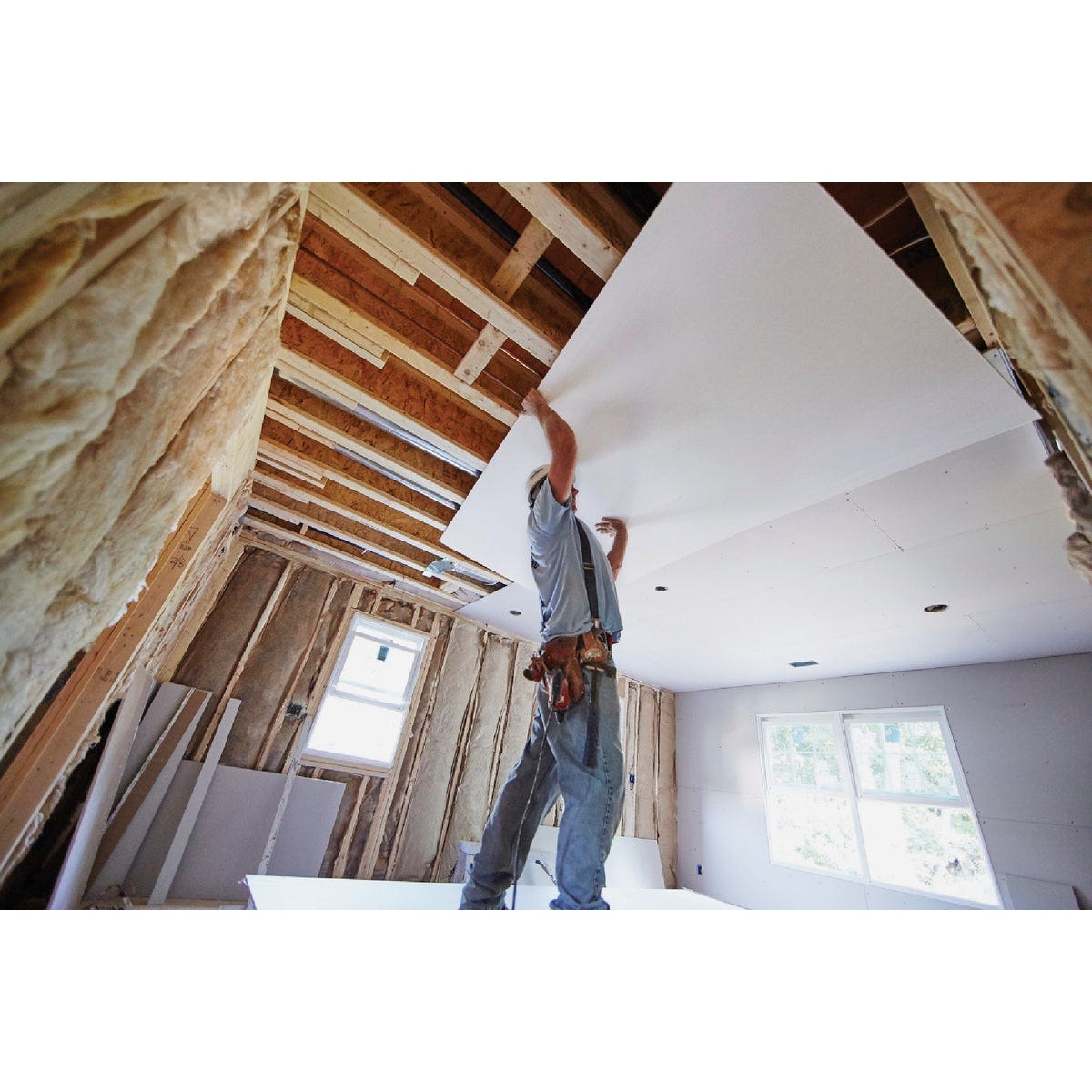 Sheetrock 1/2 In. x 4 Ft. x 8 Ft. UltraLight Mold Tough Moisture Resistant Drywall Panel - photo 4 Sheetrock 1/2 In. x 4 Ft. x 8 Ft. UltraLight Mold Tough Moisture Resistant Drywall Panel - photo 4