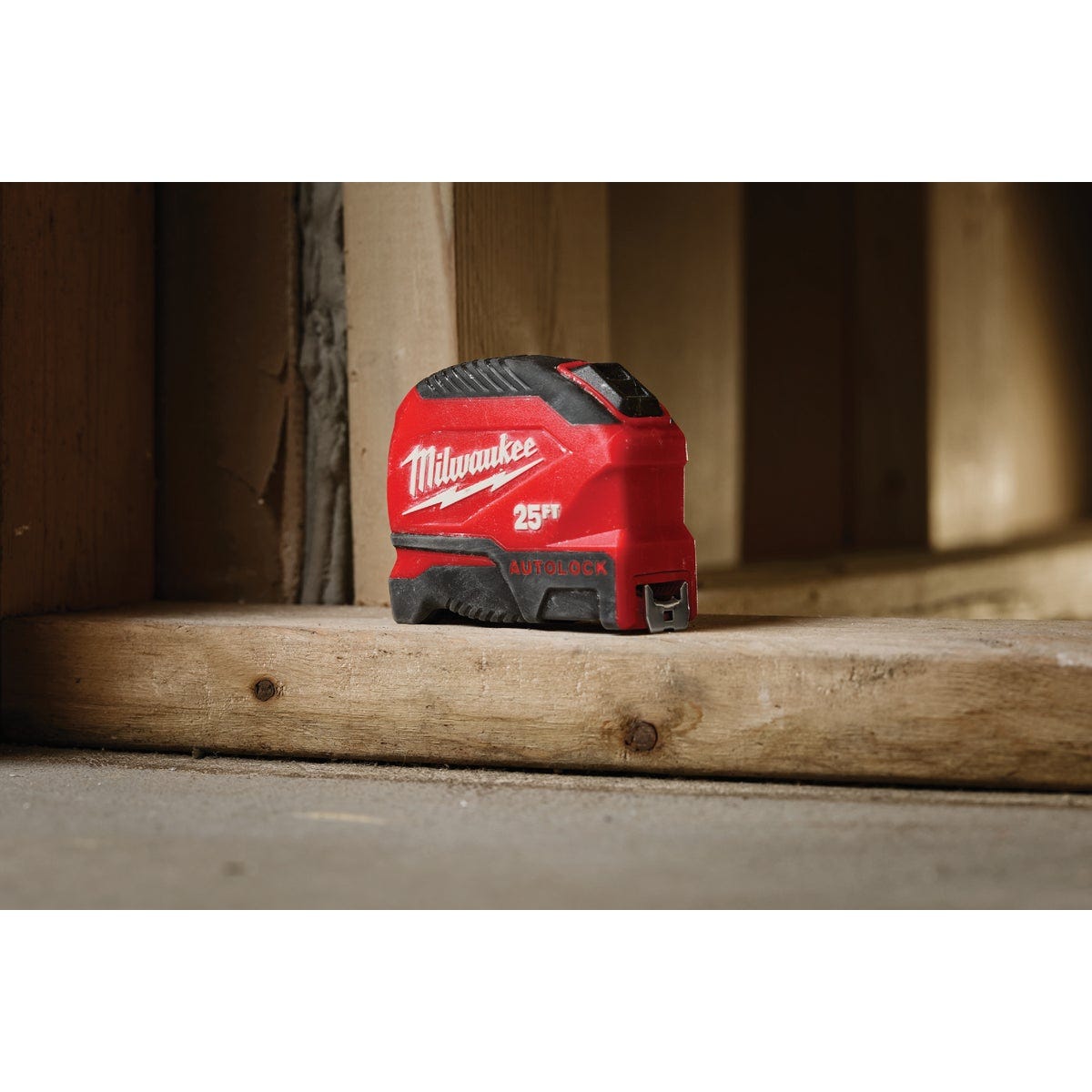 Milwaukee 25 Ft. Compact Auto Lock Tape Measure - photo 6