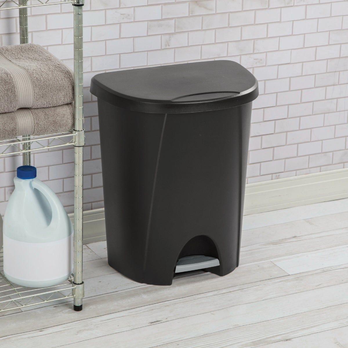 Sterilite 6.6 Gal. Black Step-On Wastebasket - photo 4 Sterilite 6.6 Gal. Black Step-On Wastebasket - photo 4