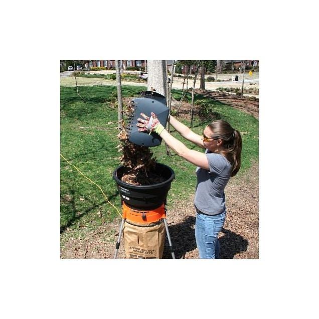 Yard Force 12:1 Electric Leaf Shredder & Mulcher Kit - photo 2 Yard Force 12:1 Electric Leaf Shredder & Mulcher Kit - photo 2