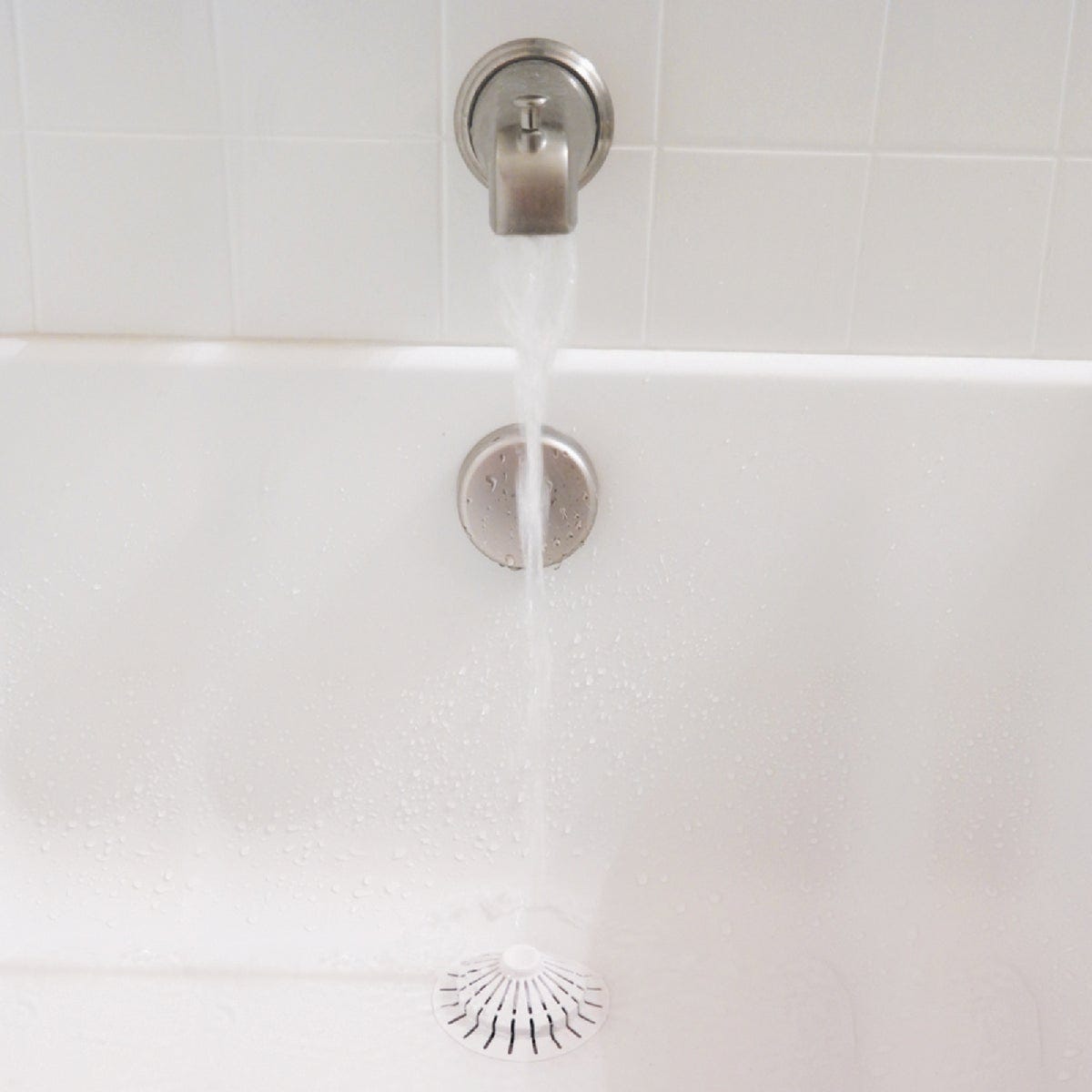 Danco Standard Size Suction Cup Silicone Tub Drain Strainer - photo 6 Danco Standard Size Suction Cup Silicone Tub Drain Strainer - photo 6