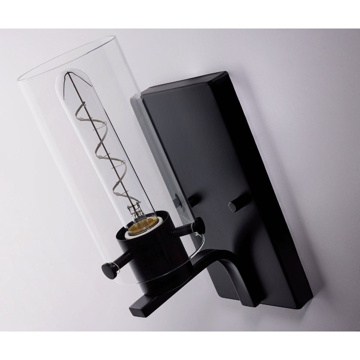 Satco Reminiscent 40W Equivalent Warm White T9 Gray Coil Filament Medium LED Decorative Light Bulb (2-Pack) - photo 5 Satco Reminiscent 40W Equivalent Warm White T9 Gray Coil Filament Medium LED Decorative Light Bulb (2-Pack) - photo 5