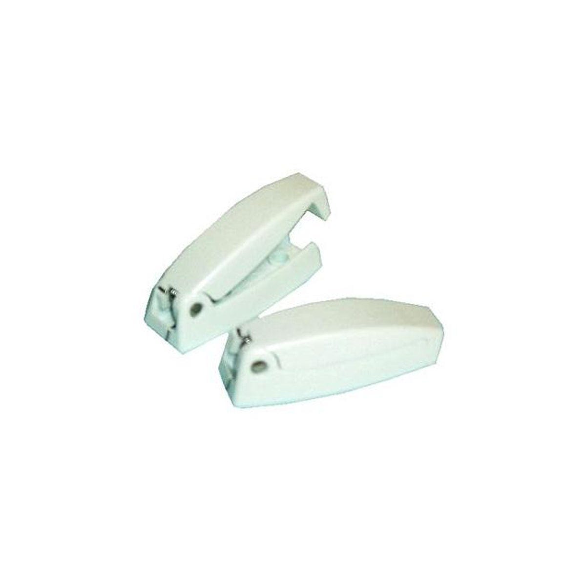 US Hardware 2-Pack 2-9/16 In. Polar White Plastic RV Baggage Door Catch US Hardware 2-Pack 2-9/16 In. Polar White Plastic RV Baggage Door Catch