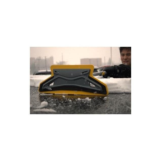 True Temper 36-52 In. EVA Foam Telescopic Auto Snow Brush - photo 4 True Temper 36-52 In. EVA Foam Telescopic Auto Snow Brush - photo 4