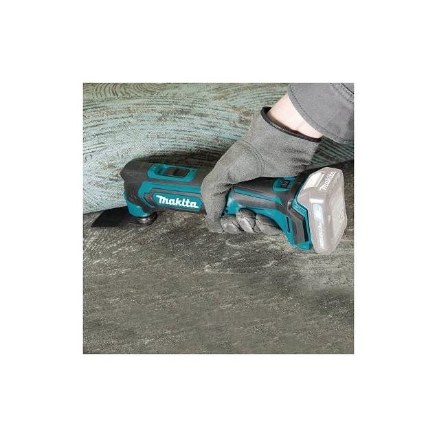 Makita 12V CXT Cordless Oscillating Multi-Tool (Tool Only) - photo 3 Makita 12V CXT Cordless Oscillating Multi-Tool (Tool Only) - photo 3