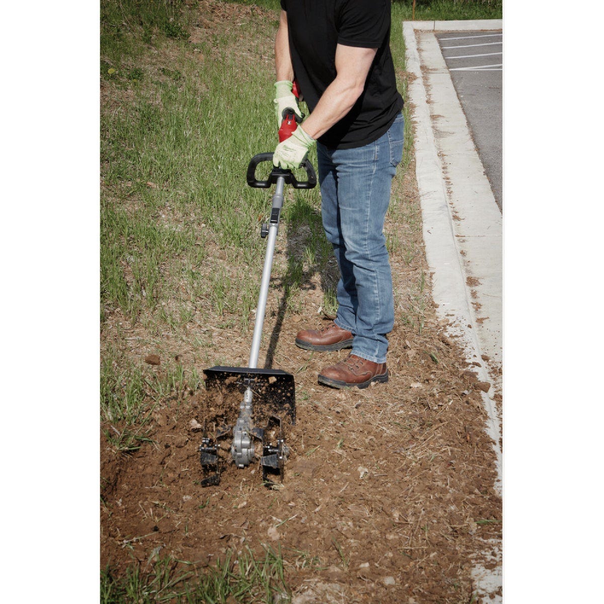 Milwaukee M18 Fuel Quik-Lok Cultivator Attachment - photo 5